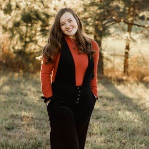 Meet your Posher, Savannah